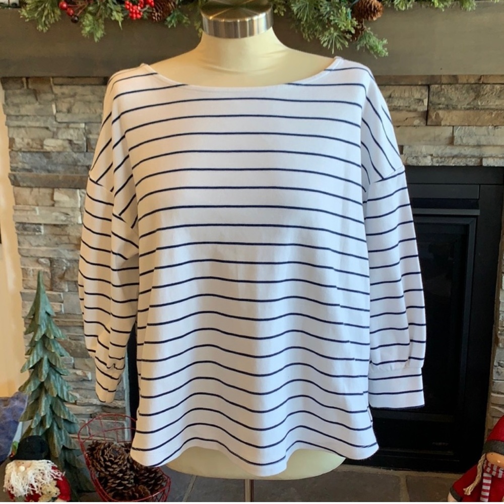 Liz Claiborne stripe top - Picture 2 of 7